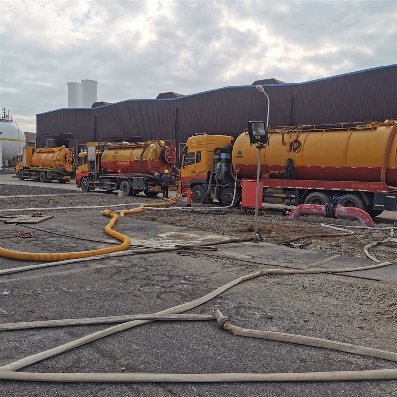 万安污水池清理